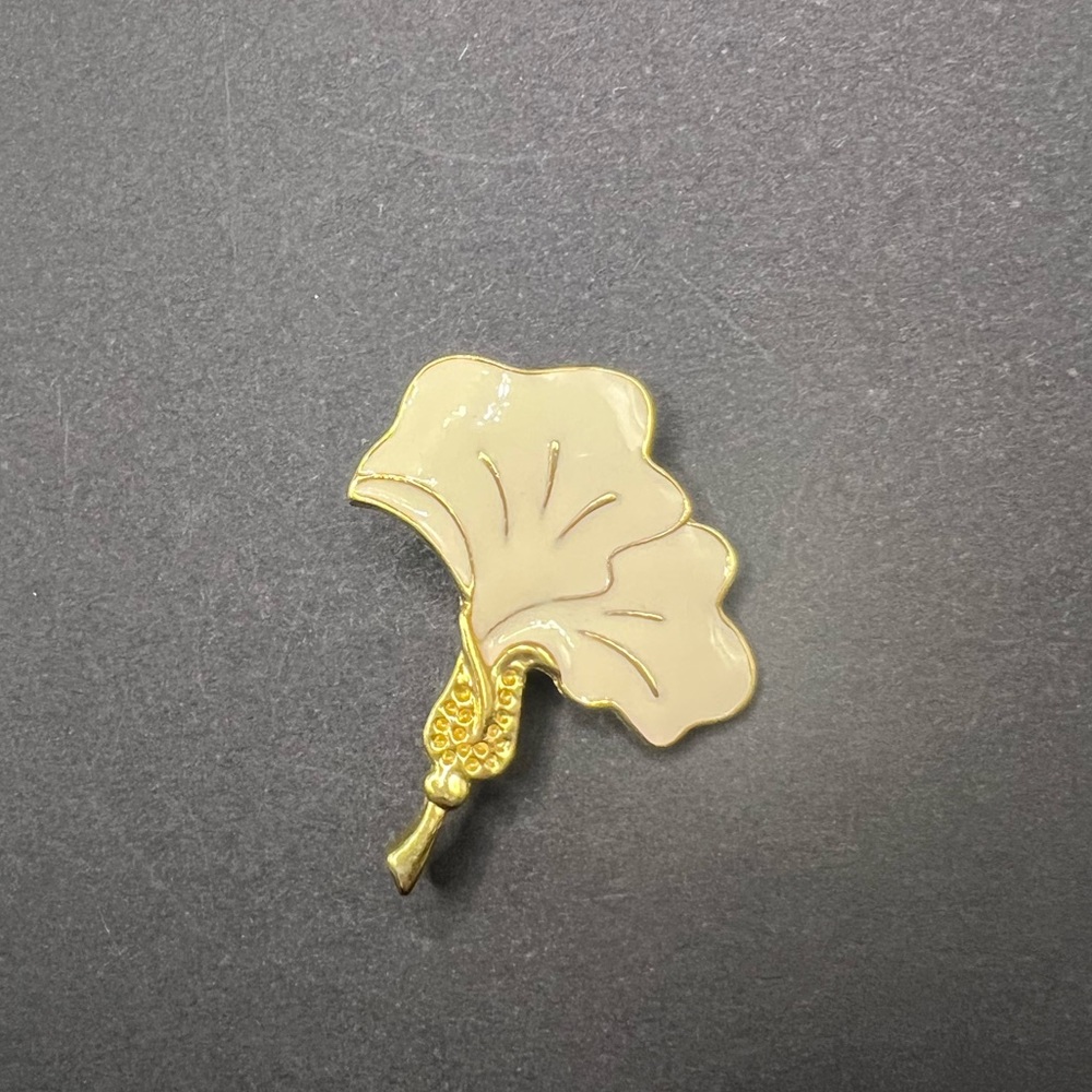 Vintage Flower Abstract Floral Brooch Pin NWOT